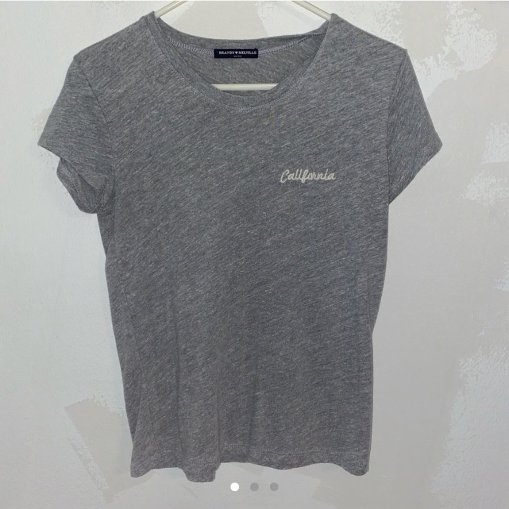 Super cute Brandy Melville shirt!